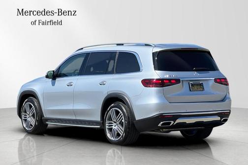 2026 Mercedes-Benz GLS 450