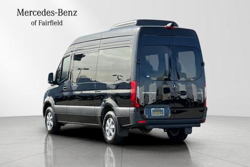 2025 Mercedes-Benz Sprinter 2500 144 WB Standard Roof Passenger