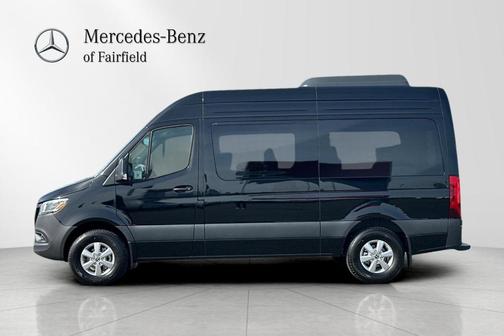 2025 Mercedes-Benz Sprinter 2500 144 WB Standard Roof Passenger