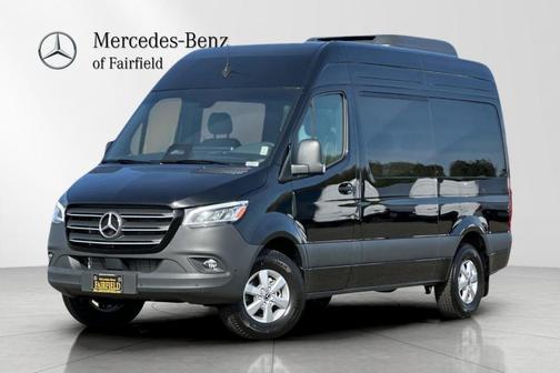 2025 Mercedes-Benz Sprinter 2500 144 WB Standard Roof Passenger