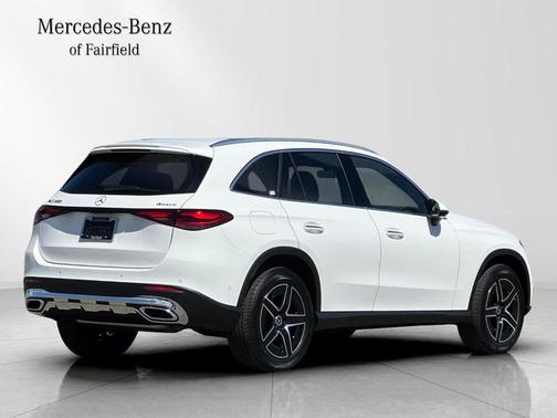 Polar White 2026 Mercedes-Benz GLC 300 Base 4MATIC