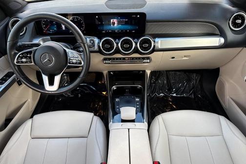 2022 Mercedes-Benz GLB 250 Base 4MATIC