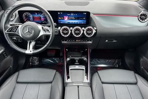 2025 Mercedes-Benz GLA 250 Base