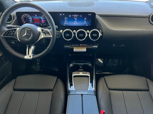Midnight Black 2026 Mercedes-Benz GLA 250 Base