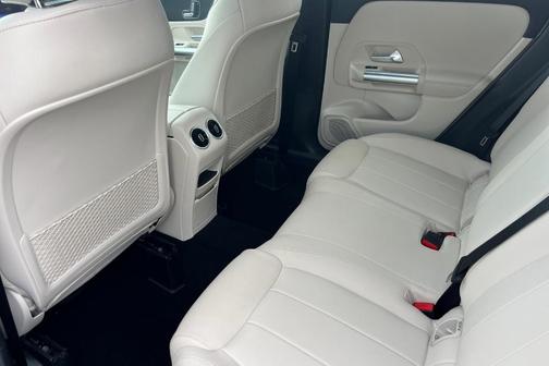 2025 Mercedes-Benz GLA 250 Base