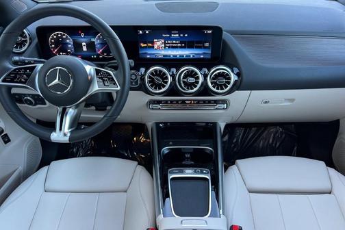 2026 Mercedes-Benz GLA 250 Base