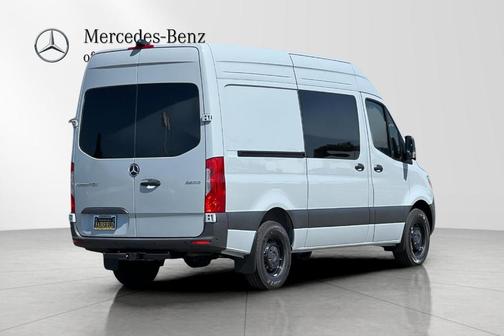 2025 Mercedes-Benz Sprinter 2500 144 WB Standard Roof Crew