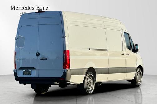 2026 Mercedes-Benz Sprinter 2500 High Roof