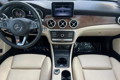 2018 Mercedes-Benz GLA 250 Base 4MATIC