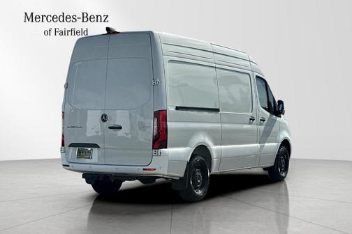 2025 Mercedes-Benz Sprinter 2500 Standard Roof