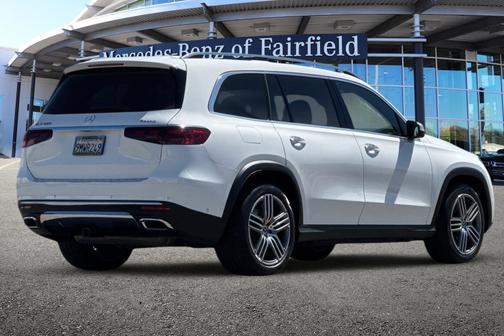 2025 Mercedes-Benz GLS 450 4MATIC