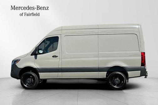 2025 Mercedes-Benz Sprinter 2500 Standard Roof