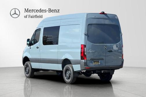 2025 Mercedes-Benz Sprinter 2500 Standard Roof