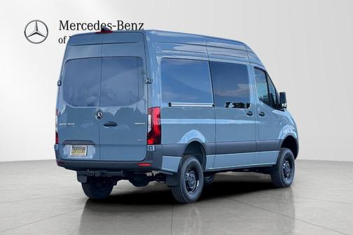 2025 Mercedes-Benz Sprinter 2500 Standard Roof