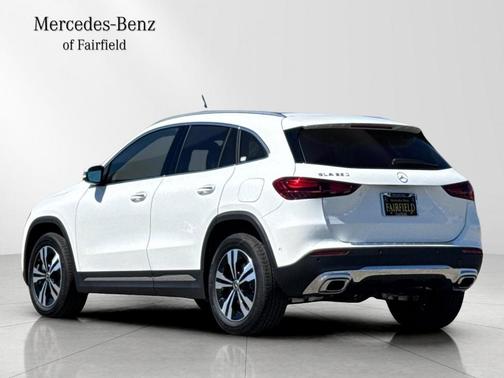 Polar White 2026 Mercedes-Benz GLA 250 Base