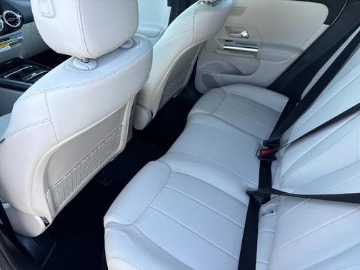 Polar White 2026 Mercedes-Benz GLA 250 Base