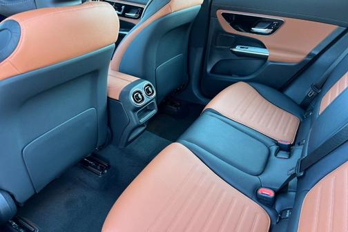 2026 Mercedes-Benz AMG GLC 43 Base