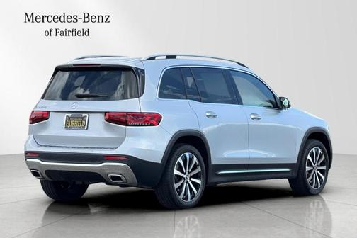 Iridium Silver Metallic 2022 Mercedes-Benz GLB 250 Base