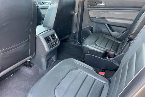 2022 Volkswagen Atlas 3.6L SEL Premium R-Line