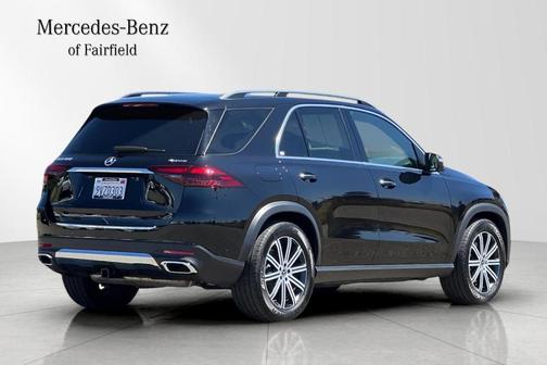 Obsidian Black Metallic 2026 Mercedes-Benz GLE 350 Base 4MATIC
