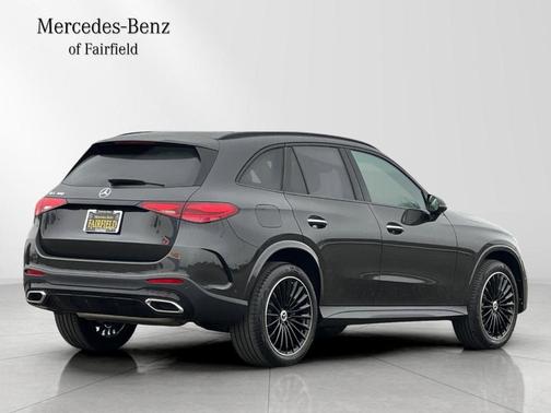 2026 Mercedes-Benz GLC 300 Base