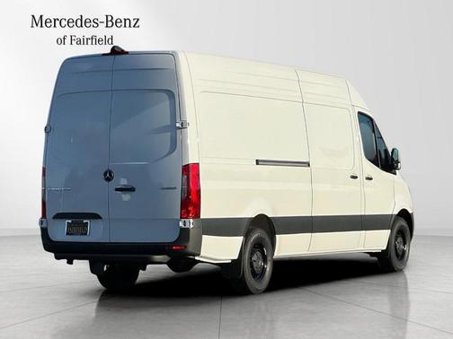 2026 Mercedes-Benz Sprinter 2500 High Roof