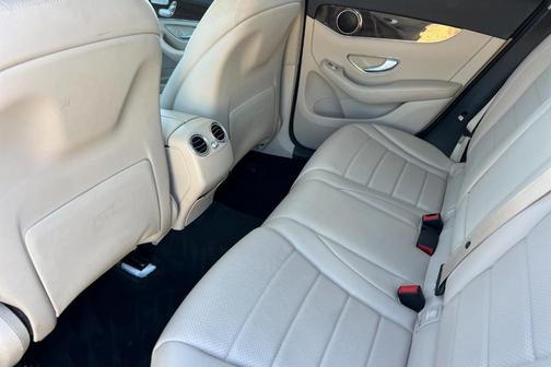 2016 Mercedes-Benz GLC-Class GLC 300