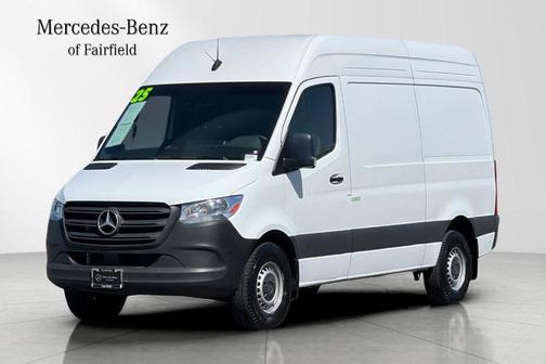 Arctic White 2025 Mercedes-Benz Sprinter 2500 144 WB