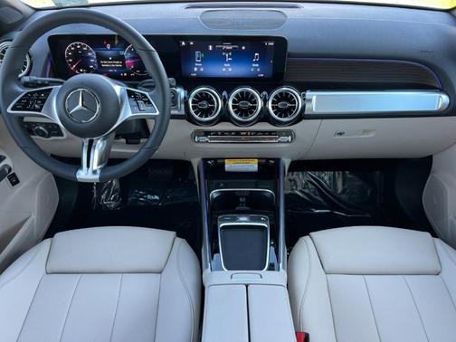 2026 Mercedes-Benz GLB 250 Base