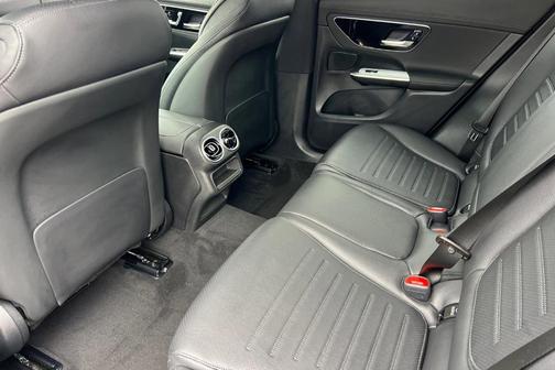 2026 Mercedes-Benz GLC 300 Base