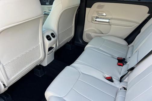 2026 Mercedes-Benz GLB 250 Base 4MATIC