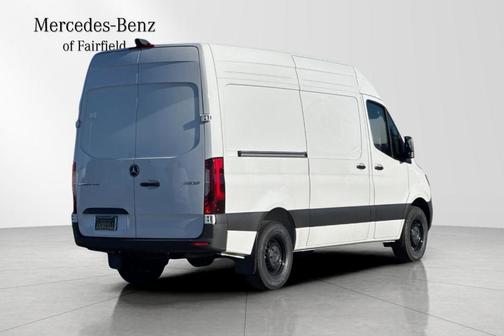 2025 Mercedes-Benz Sprinter 2500 Standard Roof