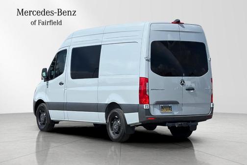2025 Mercedes-Benz Sprinter 2500 144 WB Standard Roof Crew