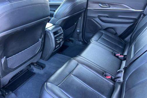 Diamond Black 2023 Jeep Grand Cherokee Limited