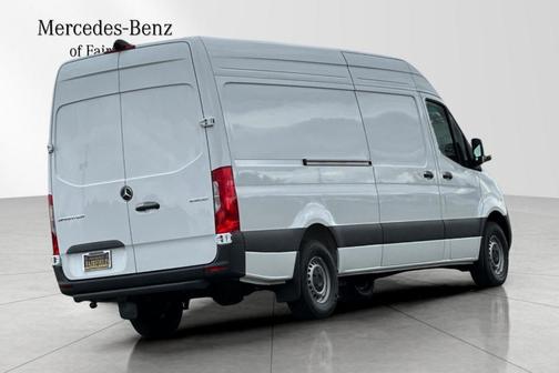 2026 Mercedes-Benz Sprinter 2500 High Roof