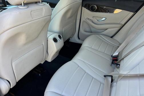 Black 2019 Mercedes-Benz GLC 300 Base