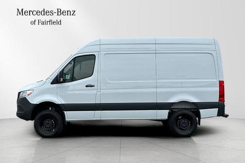 2025 Mercedes-Benz Sprinter 2500 Standard Roof
