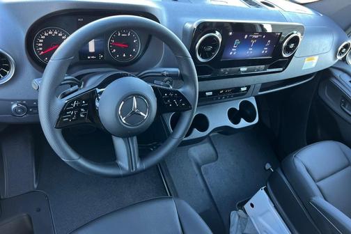 2026 Mercedes-Benz Sprinter 2500 High Roof