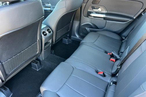 2025 Mercedes-Benz GLB 250 Base