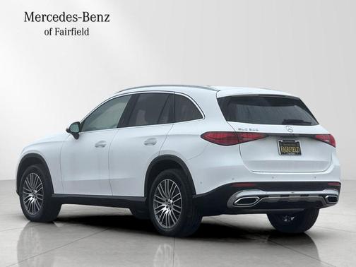Polar White 2026 Mercedes-Benz GLC 300 Base