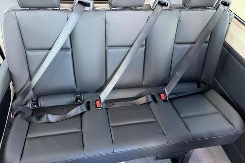 2025 Mercedes-Benz Sprinter 2500 144 WB Standard Roof Crew