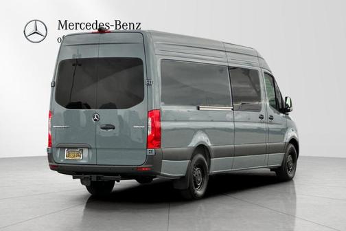 2025 Mercedes-Benz Sprinter 2500 High Roof