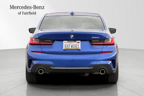 2021 BMW 330 i