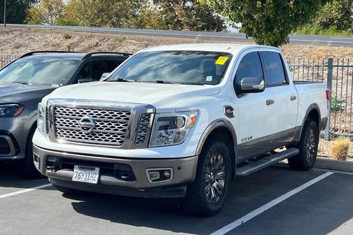 2017 Nissan Titan Platinum Reserve