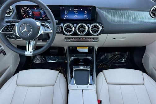 2025 Mercedes-Benz GLA 250 Base