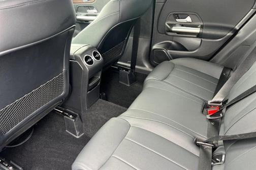 2025 Mercedes-Benz GLA 250 Base