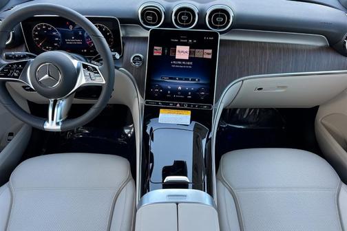 2026 Mercedes-Benz GLC 300 Base