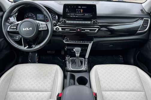 2022 Kia Seltos EX