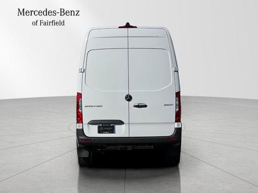 Arctic White 2026 Mercedes-Benz Sprinter 2500 Standard Roof