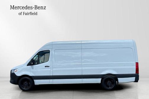 Arctic White 2025 Mercedes-Benz Sprinter 2500 170 WB